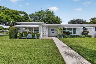 235 E HIGH POINT Court E A, Delray Beach, FL 33445