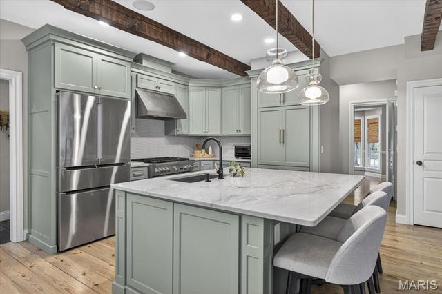 442 Woodlawn Grove Lane, Kirkwood, MO 63122