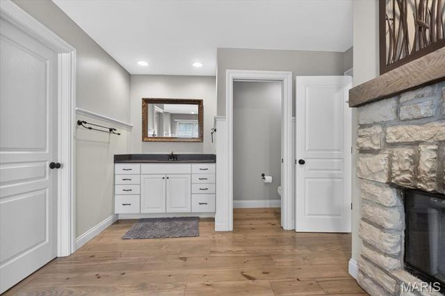 442 Woodlawn Grove Lane, Kirkwood, MO 63122
