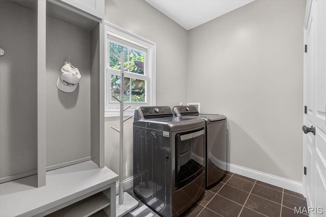 442 Woodlawn Grove Lane, Kirkwood, MO 63122