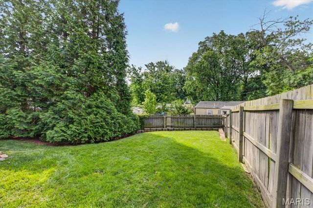 442 Woodlawn Grove Lane, Kirkwood, MO 63122