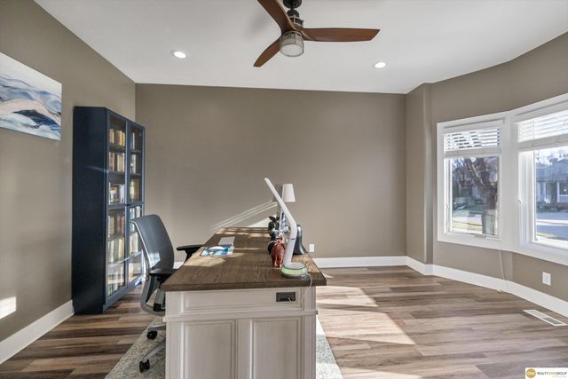 5724 S 167 Avenue, Omaha, NE 68135