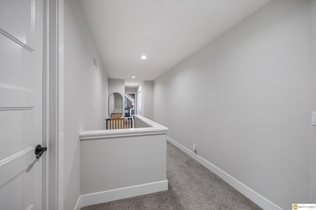 5724 S 167 Avenue, Omaha, NE 68135