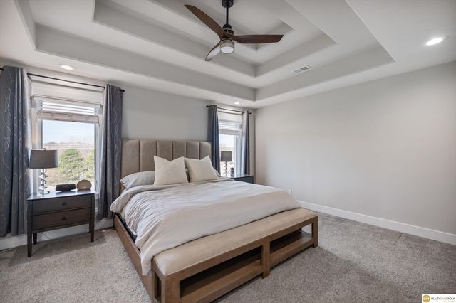 5724 S 167 Avenue, Omaha, NE 68135