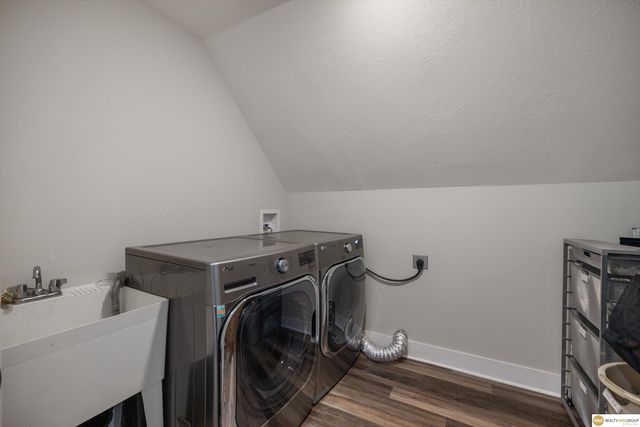 5724 S 167 Avenue, Omaha, NE 68135