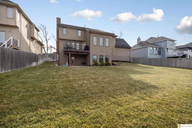 5724 S 167 Avenue, Omaha, NE 68135