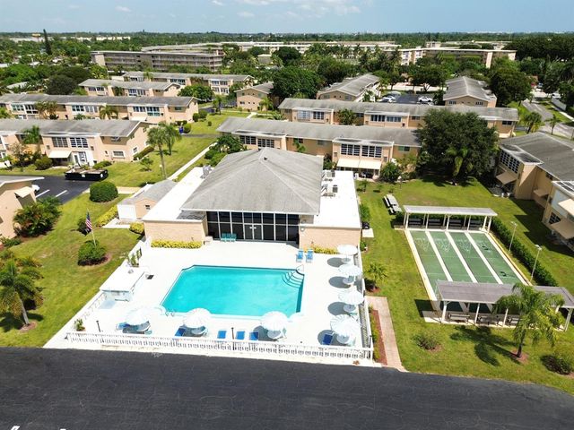 2222 NE 1st Way 204, Boynton Beach, FL 33435