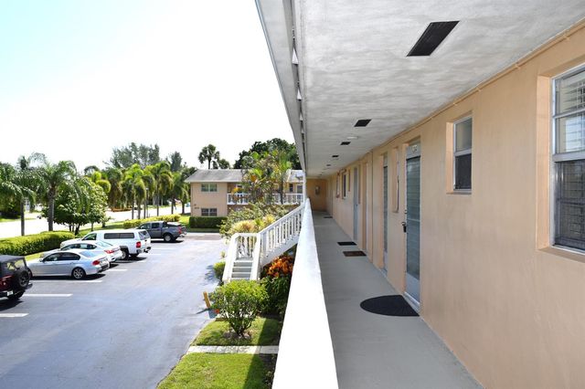 2222 NE 1st Way 204, Boynton Beach, FL 33435