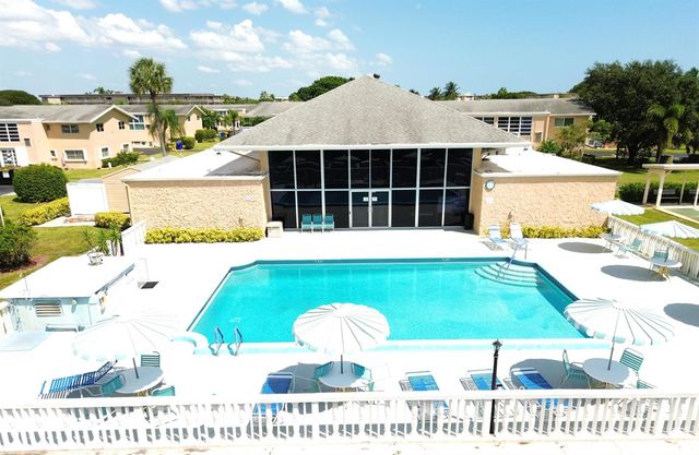 2222 NE 1st Way 204, Boynton Beach, FL 33435