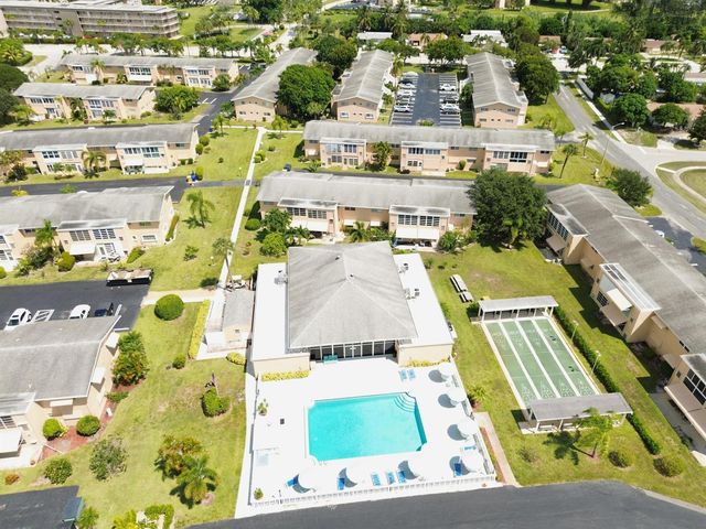 2222 NE 1st Way 204, Boynton Beach, FL 33435