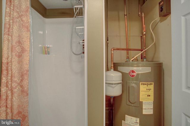 1760 HOLLY LANE, Chambersburg, PA 17202