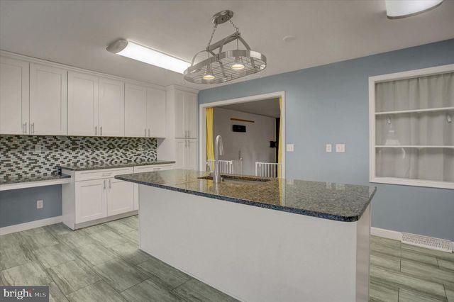 1760 HOLLY LANE, Chambersburg, PA 17202