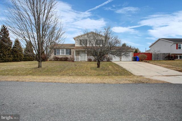 1760 HOLLY LANE, Chambersburg, PA 17202