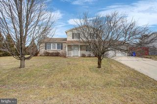 1760 HOLLY LANE, Chambersburg, PA 17202