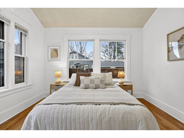 3415 Ne KILLINGSWORTH St, Portland, OR 97211