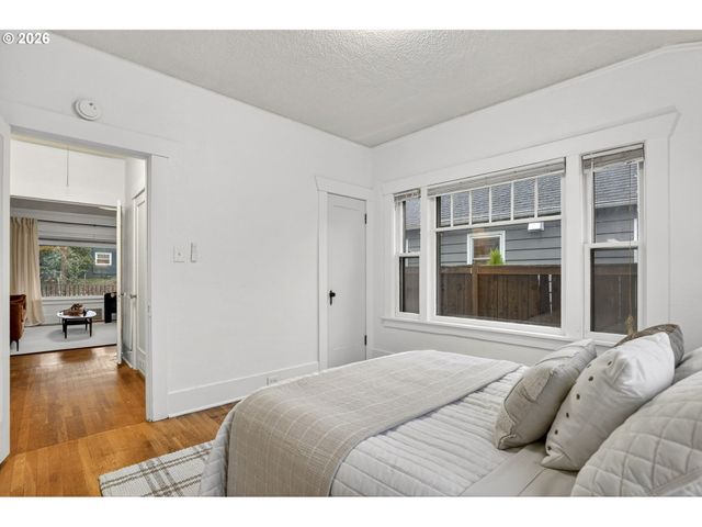 3415 Ne KILLINGSWORTH St, Portland, OR 97211