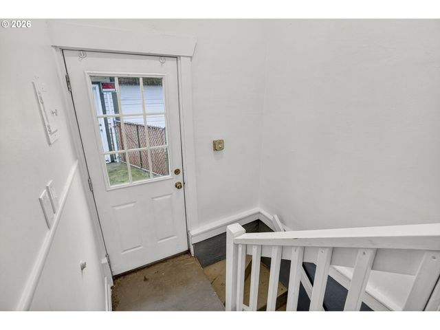 3415 Ne KILLINGSWORTH St, Portland, OR 97211