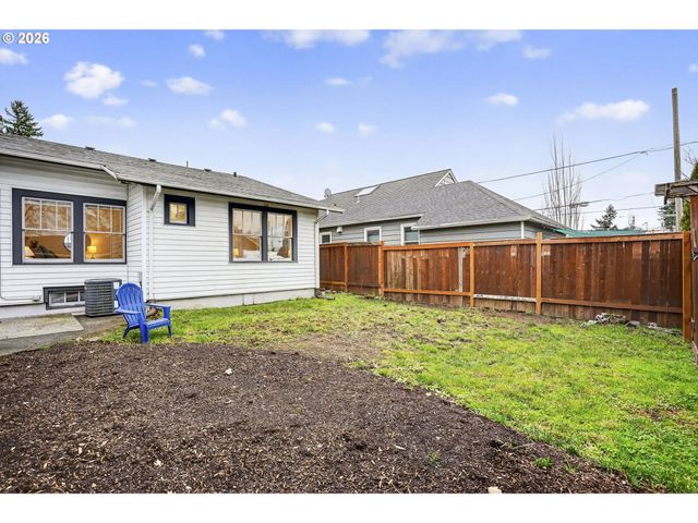 3415 Ne KILLINGSWORTH St, Portland, OR 97211