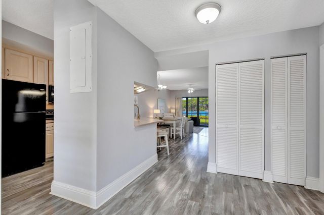 200 Waterway Road 109, Tequesta, FL 33469