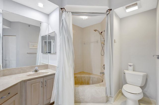 200 Waterway Road 109, Tequesta, FL 33469