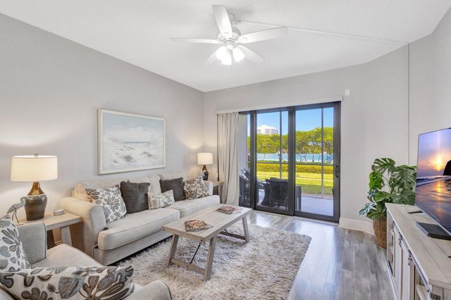 200 Waterway Road 109, Tequesta, FL 33469