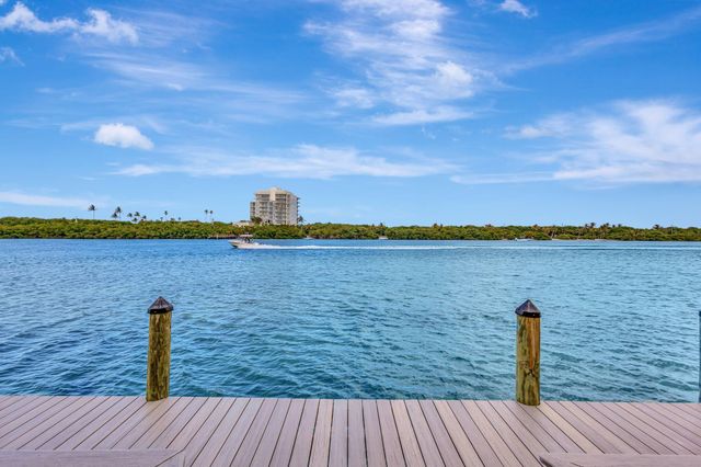 200 Waterway Road 109, Tequesta, FL 33469