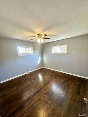 408 Hall Avenue, Union, MO 63084