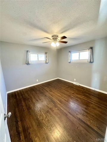 408 Hall Avenue, Union, MO 63084