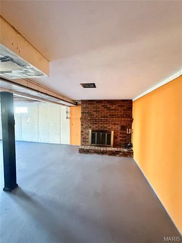 408 Hall Avenue, Union, MO 63084