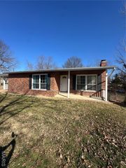 408 Hall Avenue, Union, MO 63084