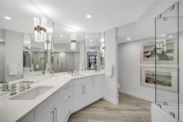 4551 Gulf Shore BLVD N # 1805, Naples, FL 34103