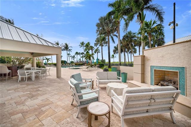 4551 Gulf Shore BLVD N # 1805, Naples, FL 34103