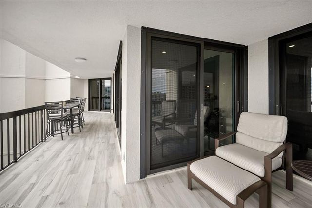 4551 Gulf Shore BLVD N # 1805, Naples, FL 34103