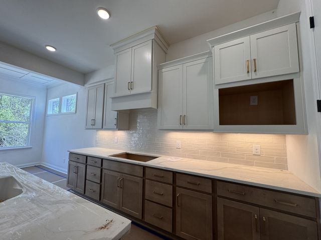 5924 Luke Court, Arrington, TN 37014