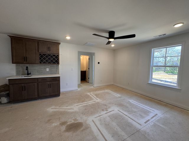 5924 Luke Court, Arrington, TN 37014