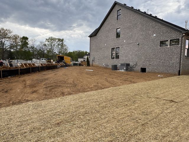 5924 Luke Court, Arrington, TN 37014