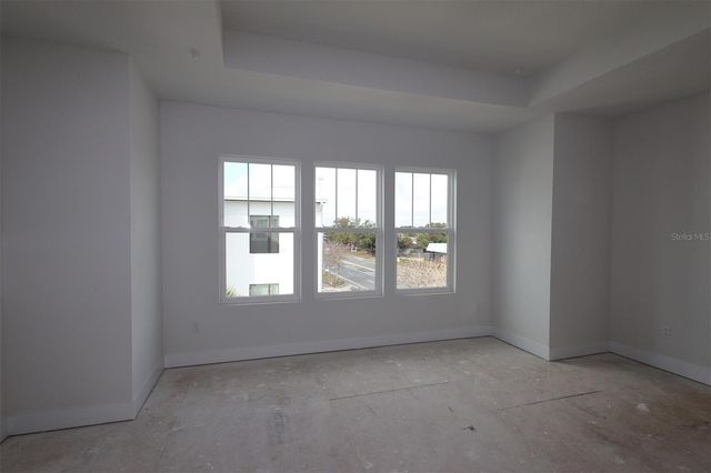 498 31ST WAY N, St Petersburg, FL 33713