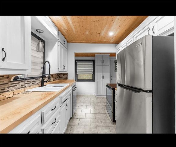 2918 N 26th Street, Kansas City, KS 66104