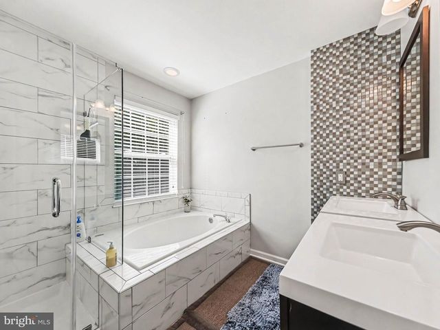 17445 KAGERA DR, Dumfries, VA 22025