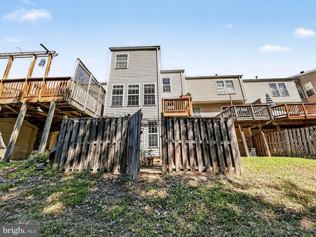 17445 KAGERA DR, Dumfries, VA 22025