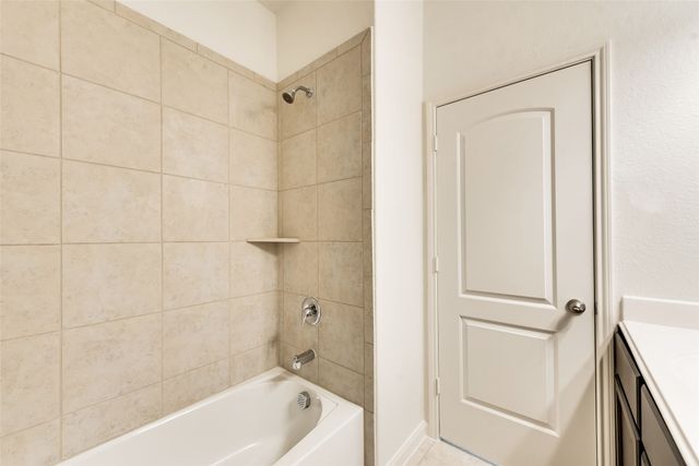 905 Summer Stream Road, Denton, TX 76207