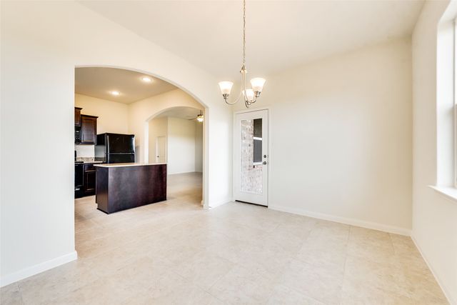 905 Summer Stream Road, Denton, TX 76207