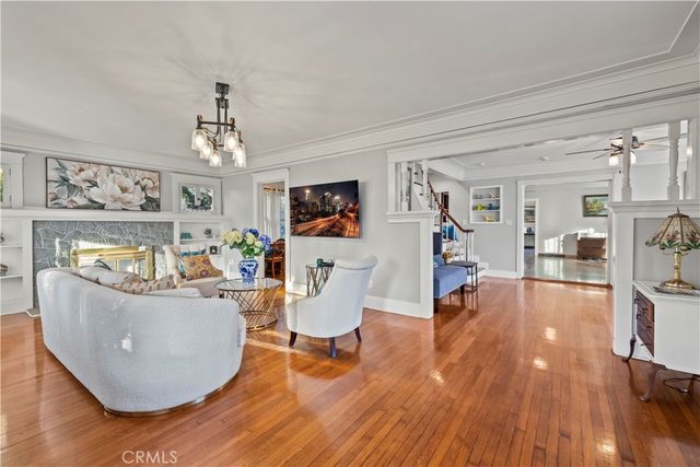 790 N El Molino, Pasadena, CA 91104