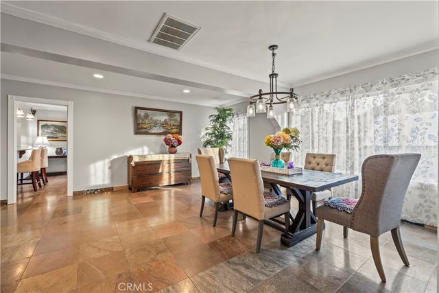 790 N El Molino, Pasadena, CA 91104