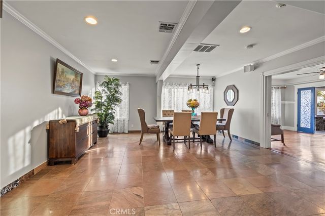 790 N El Molino, Pasadena, CA 91104