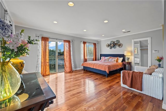 790 N El Molino, Pasadena, CA 91104