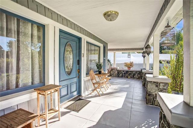 790 N El Molino, Pasadena, CA 91104