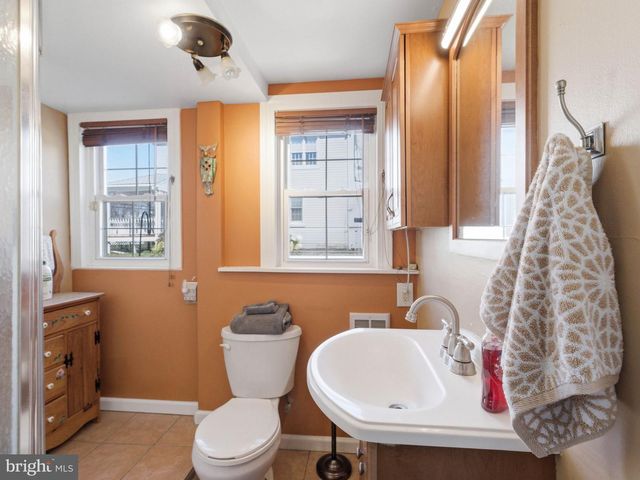 843 STERNER MILL RD, Feasterville Trevose, PA 19053