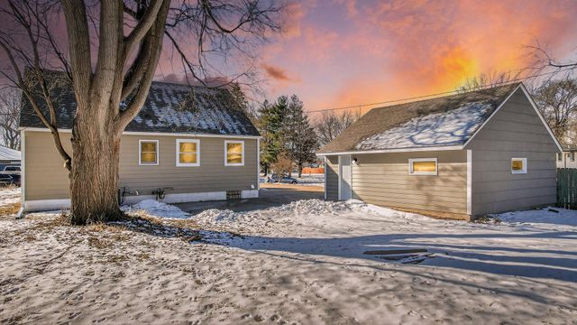 657 79th Avenue NE, Spring Lake Park, MN 55432