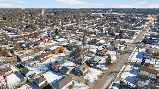 657 79th Avenue NE, Spring Lake Park, MN 55432